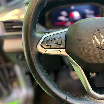 VOLKSWAGEN TAOS 1.4 250 TSI TOTAL FLEX COMFORTLINE AUTOMÁTICO